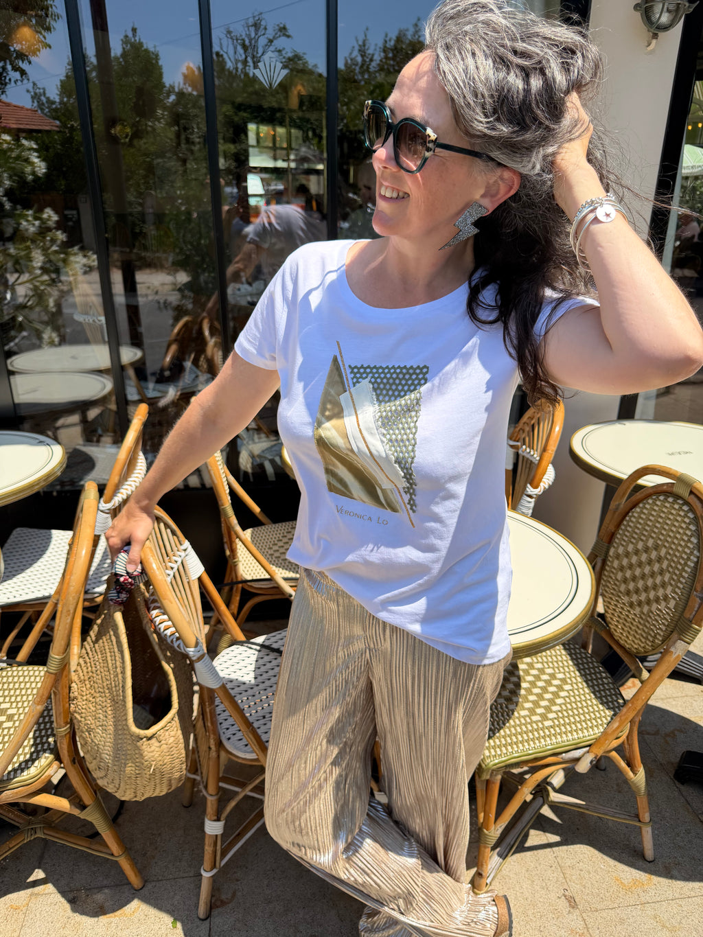 Le Tee-shirt SUNA Veronica Lo