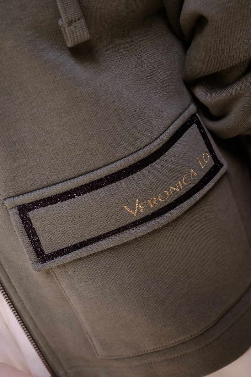 Le Sweat-shirt RICKI - Kaki Veronica Lo