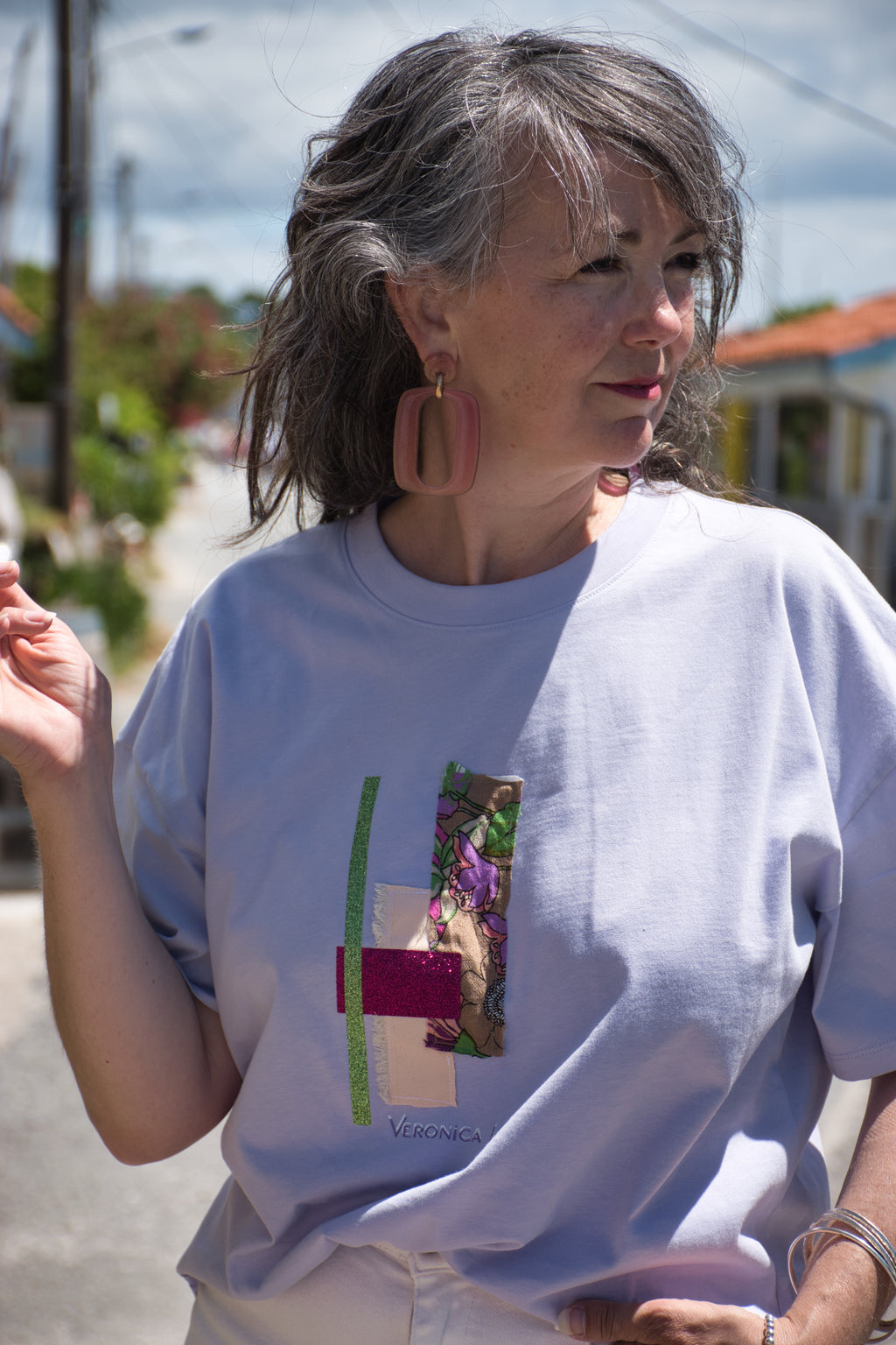 Le Tee-shirt PIVOINE Veronica Lo
